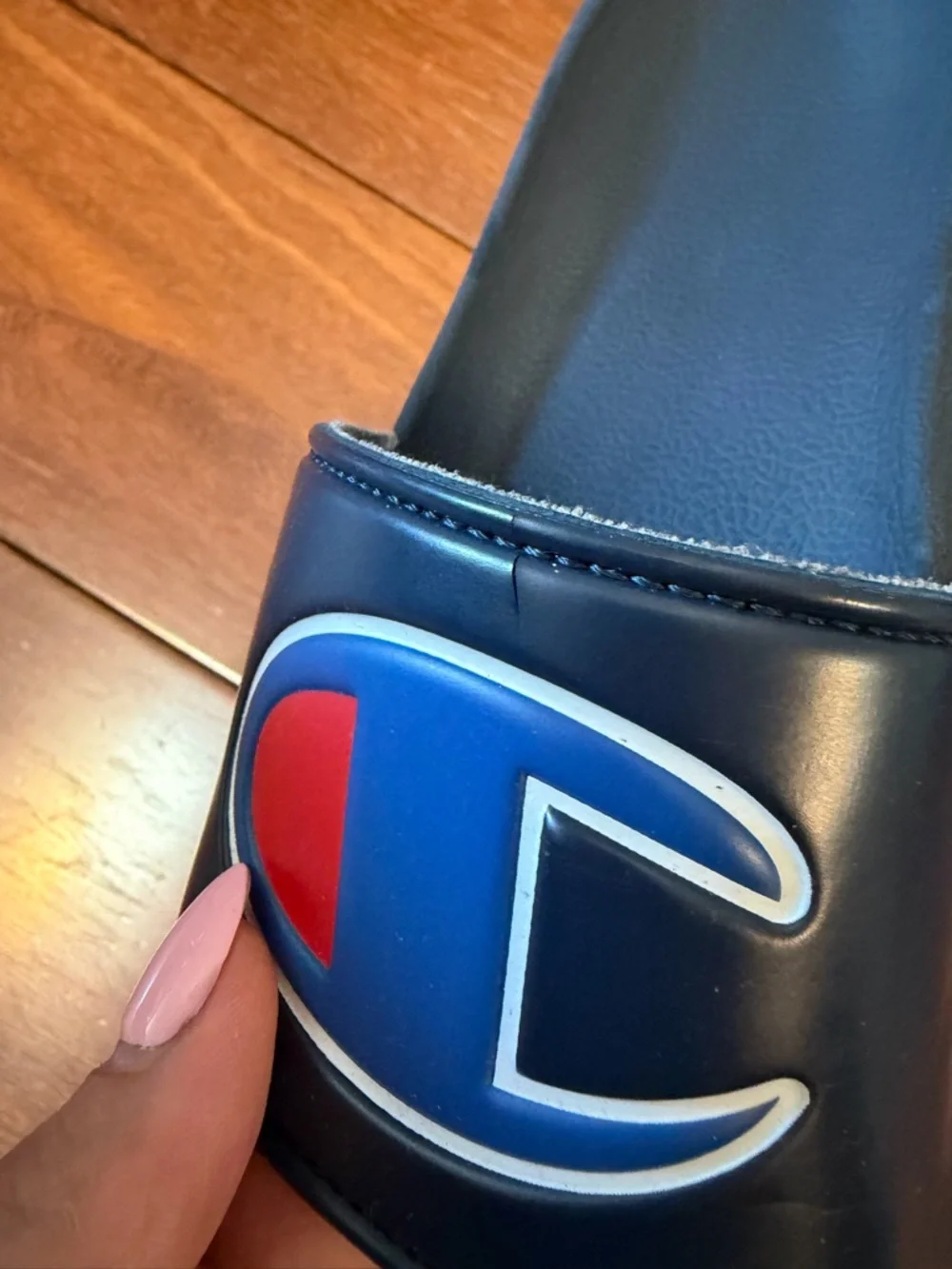 Champion Black Slide Sandals with Blue & Red Logo Size usa 2/ 33,5/ 21 sm